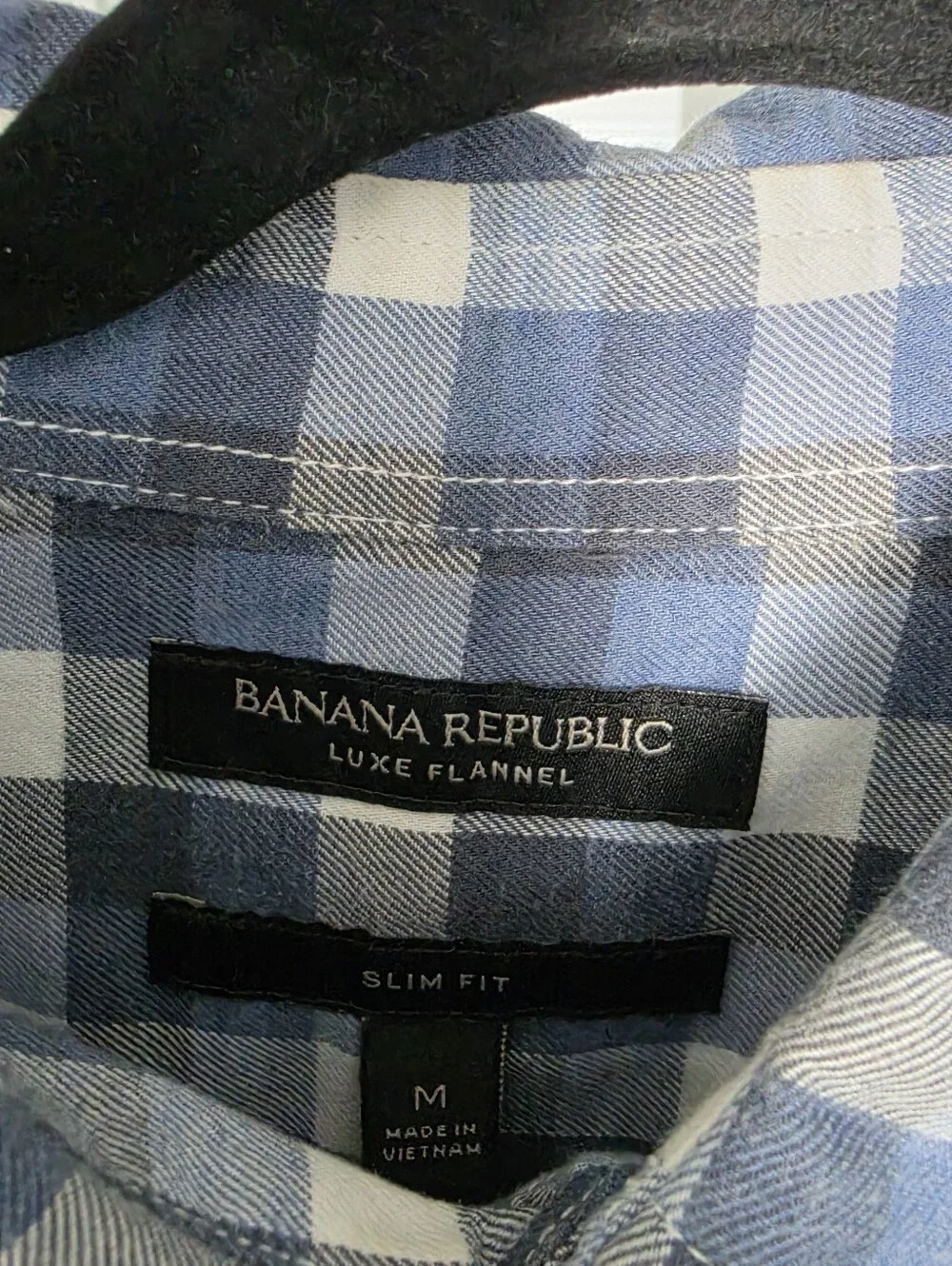 Banana Republic Men's Blue & White Plaid Button-Down Shirt